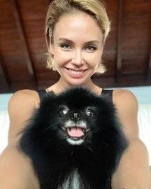 Телеведущая Ляйсан Утяшева рассказала, что взяла собаку из приюта
