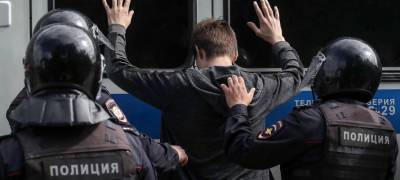 Нецензурная брань в адрес полицейских подвела жителя Карелии под уголовную статью