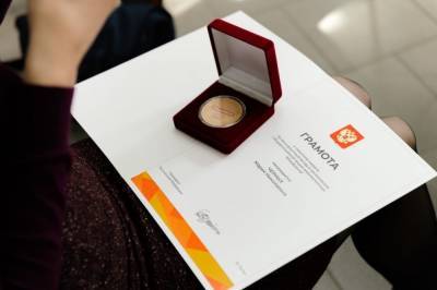 Медаль от Владимира Путина получила липецкая учительница