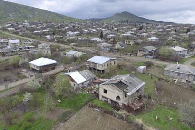 Баку заявил об обстреле Арменией азербайджанских сел вокруг Нагорного Карабаха