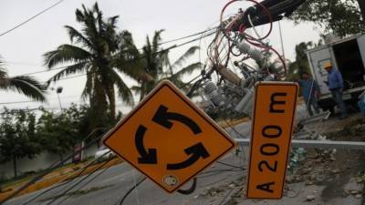 Ураган «Дельта» снес все на своем пути на Кубе и в Мексике — видео - 5-tv.ru - Мексика - Куба - Канкун