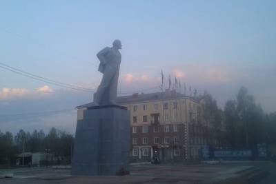 В сквере Ревды, куда хотели перенести Ленина, предлагают установить памятник углежогам