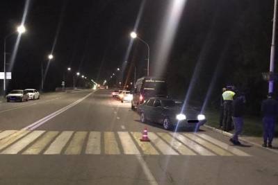 В Горячем Ключе 18-летний водитель без прав сбил 18-летнюю девушку на переходе