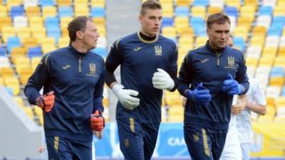 Вратари сборной Украины Лунин и Панькив выздоровели от коронавируса