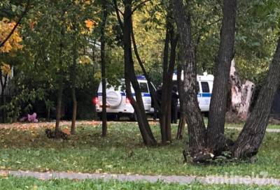 Трагическое происшествие на глазах корреспондента Оnline47: криминалисты выясняют причину смерти человека на Софийской улице в Петербурге