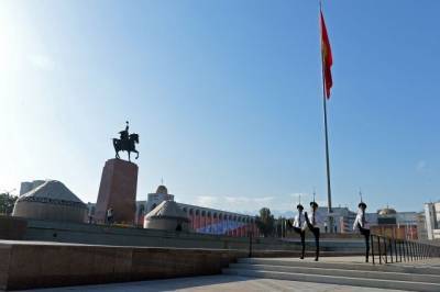 Комендант Бишкека рассказал о бегстве главы МВД Киргизии