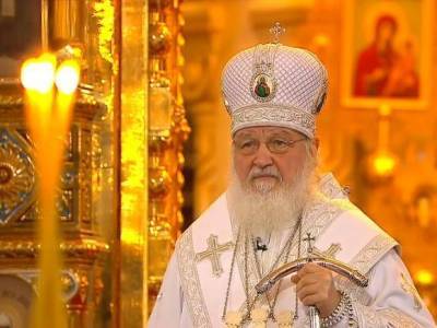 Патриарх Кирилл ушел на карантин после контакта с больным COVID-19