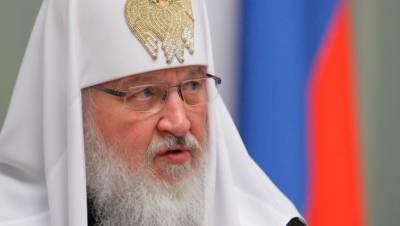 Патриарх Кирилл самоизолировался после контакта с больным COVID-19