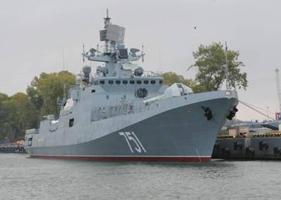 В сирийский Тарус зашел российский фрегат «Адмирал Эссен»
