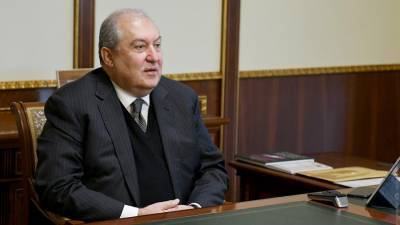 Президент Армении уволил директора Службы нацбезопасности