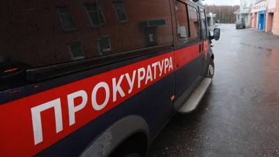 В Петербурге проводят проверку по факту падения кровли дома на ребёнка