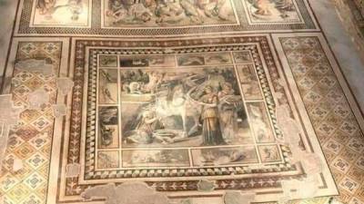 Крупнейшая в мире античная мозаика в древней Антиохии, что в Турции, пошла волнами от проседания