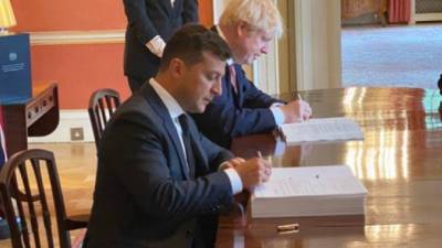 Зеленский и Джонсон подписали соглашение о политическом сотрудничестве, свободной торговле и стратегическом партнерстве