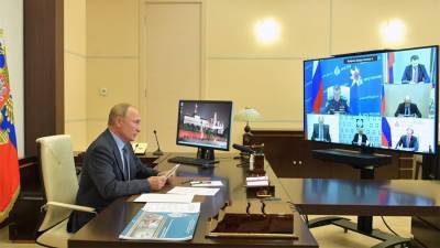 Путин заявил о медленном обновлении техники для МЧС