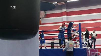 Башкирские спортсменки готовятся к чемпионату России по боксу