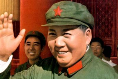 Житель Гонконга приобрел коллекционный свиток Мао Цзедуна за 65 долларов