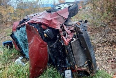 Пьяный водитель без прав перевернулся на автомобиле в Удмуртии
