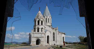 Азербайджан заявил, что не обстреливал собор Казанчецоц в Карабахе