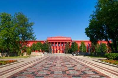 Один из киевских университетов закрыт на карантин: студентов перевели на дистанционное обучение