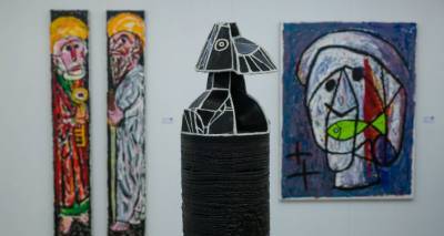 "Извлечение архетипа": в Риге открылась новая выставка картин художника Лаврентьева