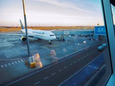 "Высокая степень риска для безопасности полетов". МАУ отменили рейсы в Ереван до конца октября