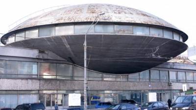 КГГА внесла "летающую тарелку" на Лыбидской в реестр памятников архитектуры
