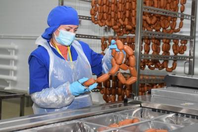 Колбасу и сардельки в Липецкой области будут производить бережливо