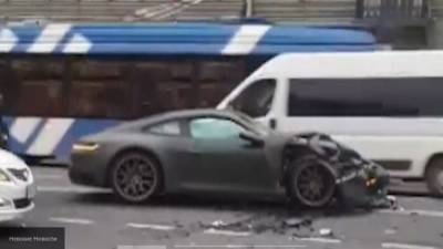 Авария с Porsche на Невском проспекте попала на камеры видеонаблюдения