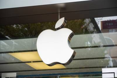 Компания Apple потребовала удалить три телеграм-канала с данными белоруссикх силовиков