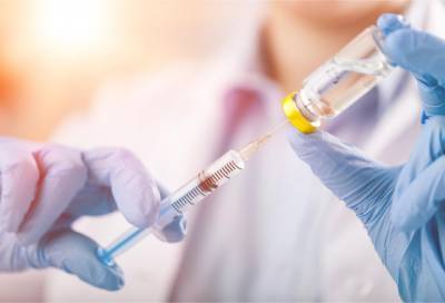 Прививки от гриппа сделали свыше 1,3 млн жителей Петербурга