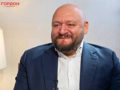 Добкин: Мне показалось, что в ночь побега Янукович сошел с ума. Он говорил: "Дай мне автоматы"