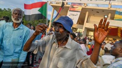 Суданцы вышли на улицы с лозунгами приветствия мирного договора в Джубе