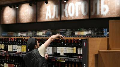 Минпромторг не ожидает начала продажи алкоголя в интернете
