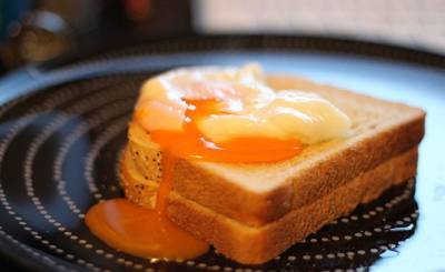 Как правильно есть: яйца пашот (The Guardian, Великобритания)