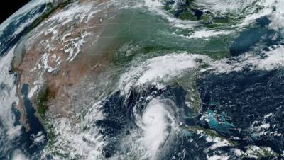 Ураган «Дельта» приближается к побережью США