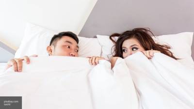 Сексолог Глуз-Широкова объяснила желание супругов спать порознь