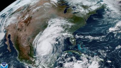 Ураган «Дельта» усилился до третьей категории