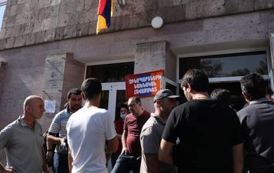 В Армении запретили критиковать власть страны