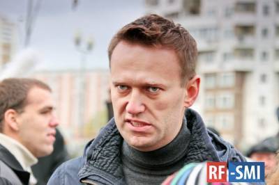 Навальный предложил ЕС ввести санкции против российских олигархов