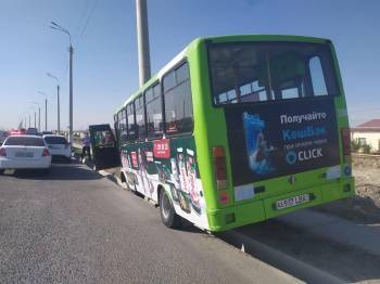 В Ташкенте произошло ДТП с участием автобуса, пострадал один пассажир