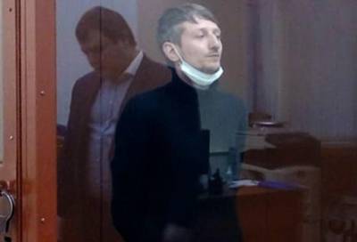 Петербуржец, захвативший банковское отделение в Москве, признан невменяемым