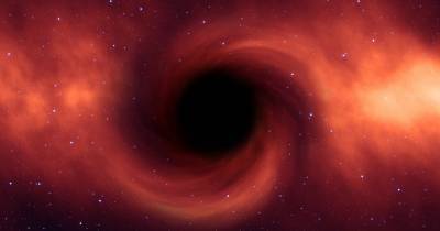 В заряженных черных дырах могут существовать вселенные