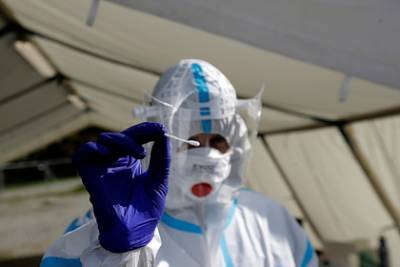 Чехия третий день подряд побила рекорд по заражениям коронавирусом