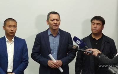 Часть оппозиционеров Кыргызстана объединилась в борьбе за власть