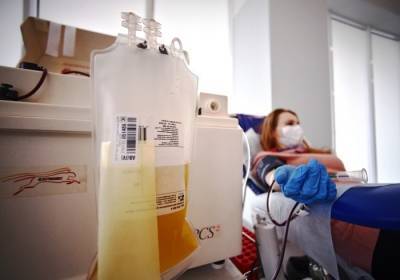 Переболевших COVID-19 жителей Кузбасса просят стать донорами крови для зараженных