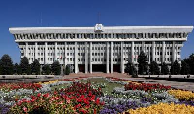 Объединившаяся оппозиция выдвинула кандидата на пост премьера Киргизии