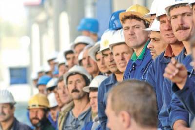 Водители и строители: в Латвию за год прибыли тысячи гастарбайтеров
