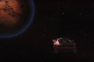 Tesla Roadster сблизилась с Марсом