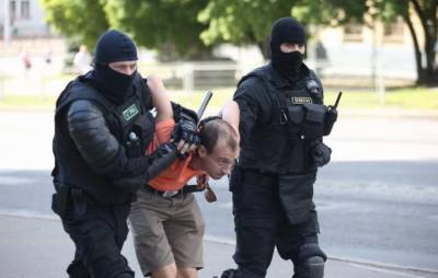 Власти Беларуси не расследуют убийства и пытки в изоляторах