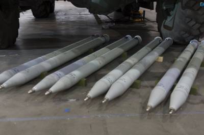 В Украине успешно испытали неуправляемые ракеты РС-80. Видео